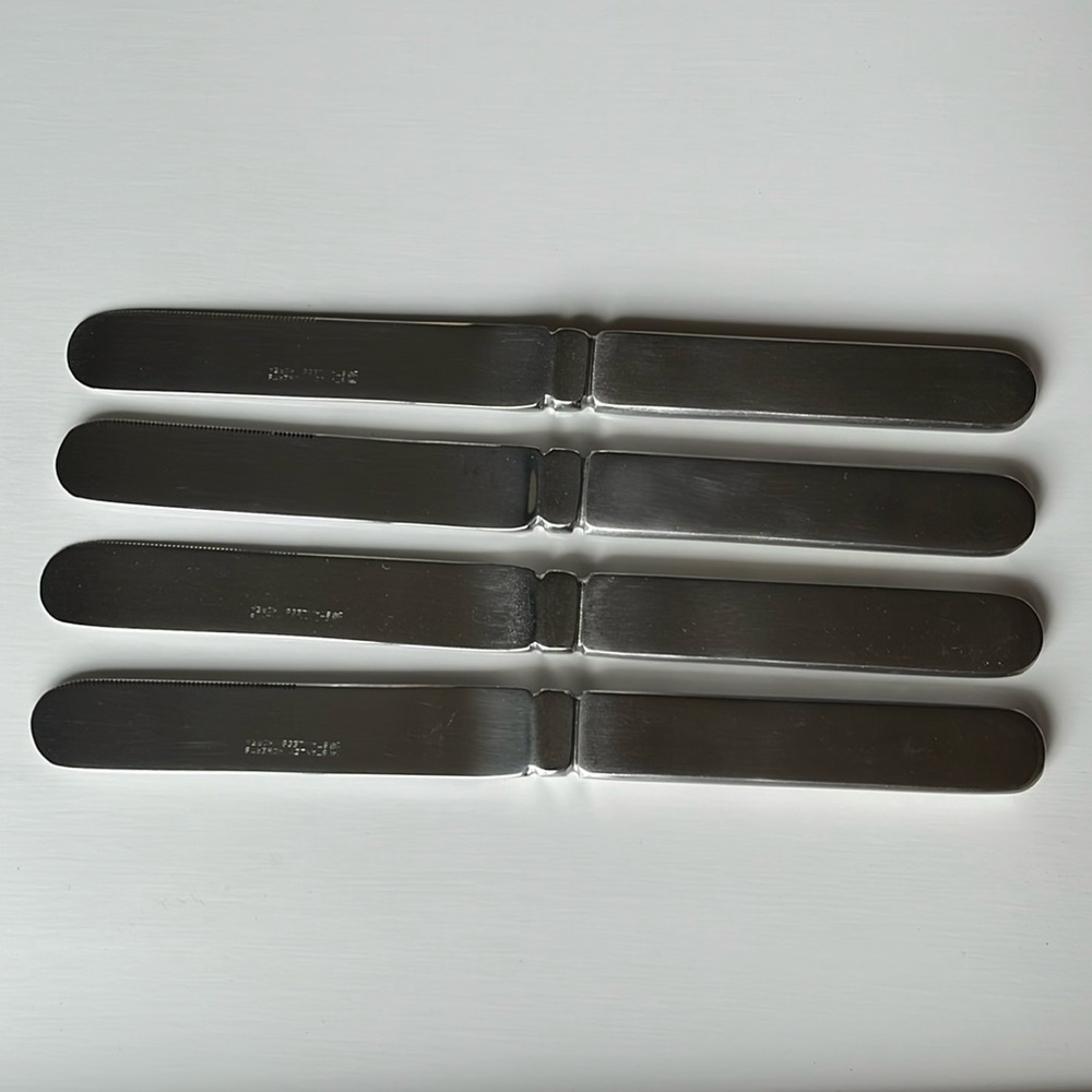 Stanley Roberts SRB118 Modern Solid Dinner Knife’s Set Of Four